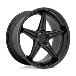 LAUNCH MATTE BLACK WITH GLOSS BLACK LIP